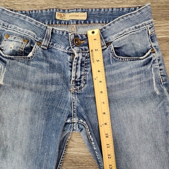 BKE Jeans Culture Stretch Size 29 Light Wash Distressed Womens streetwear - Picture 9 of 14